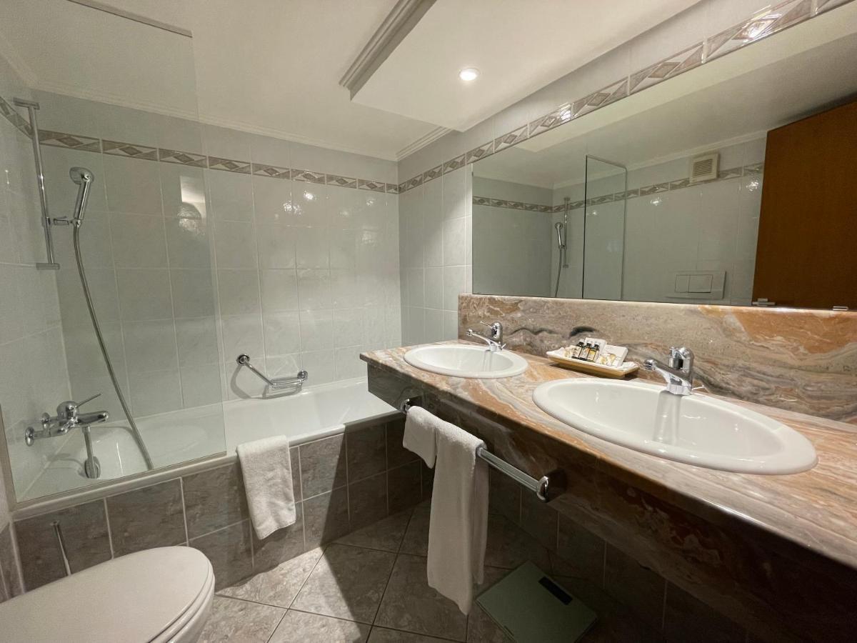 D'alleves 4* Genève