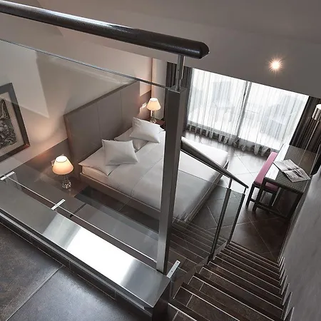 Hotel D'allèves 4*