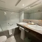 D'alleves 4* Genf