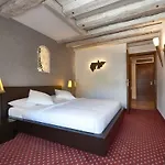 Hotel D'alleves