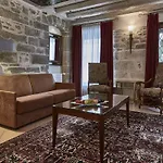 D'alleves Hotel 4*