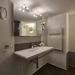 D'alleves 4* Genf
