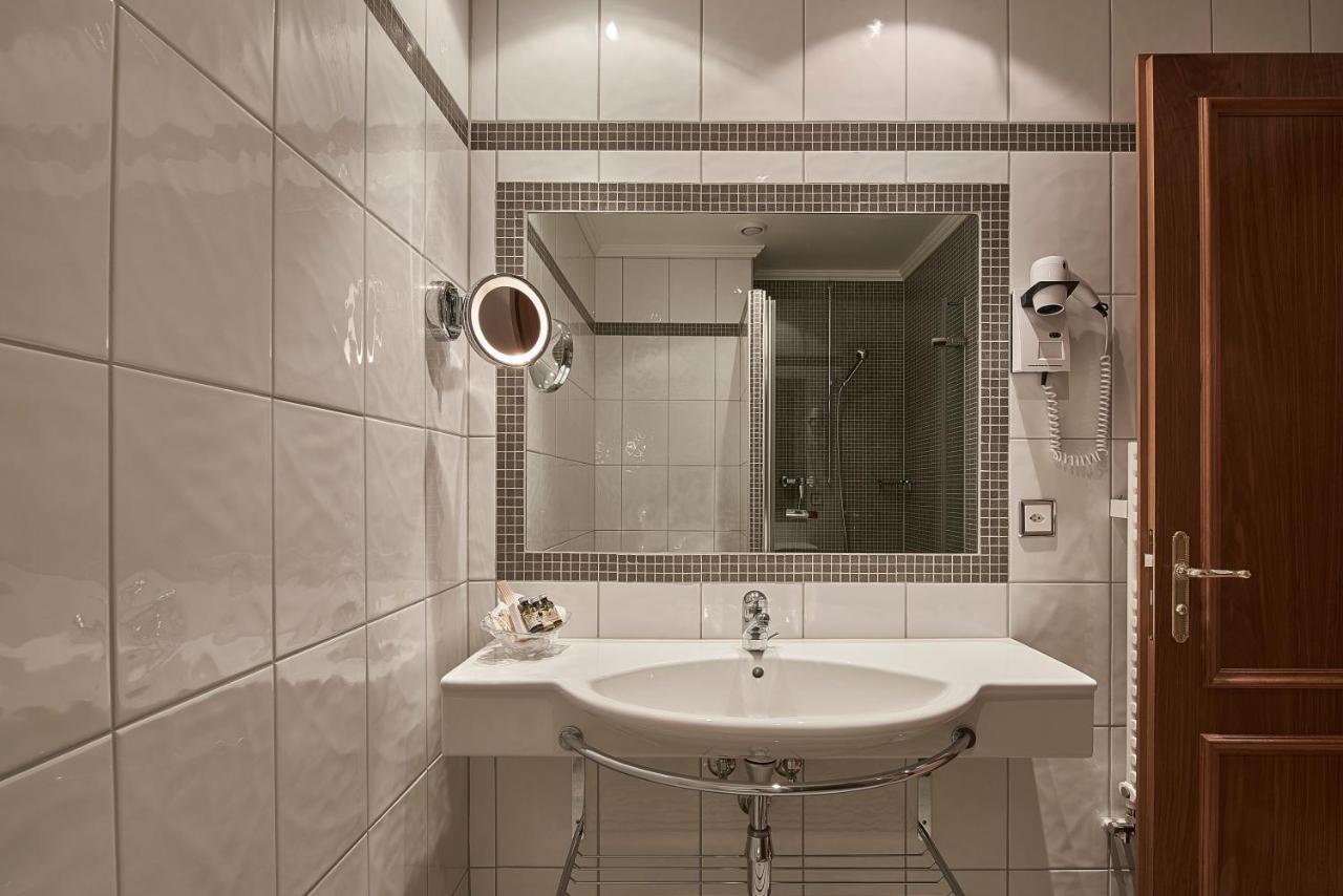 D'alleves Hotel Genf
